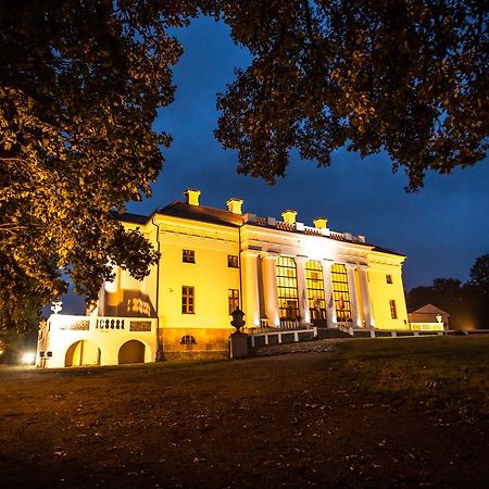 Pakruojis Manor'S Palace Boutique Hotel Buitenkant foto