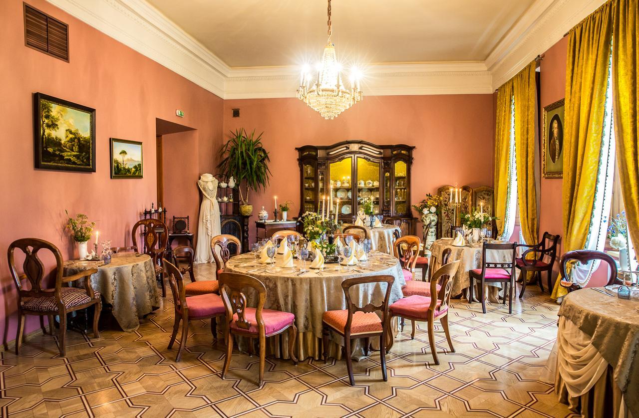 Pakruojis Manor'S Palace Boutique Hotel Buitenkant foto