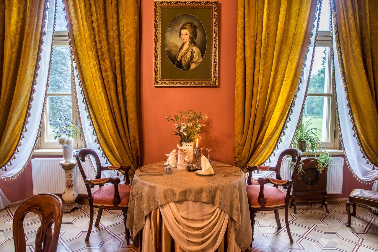 Pakruojis Manor'S Palace Boutique Hotel Buitenkant foto